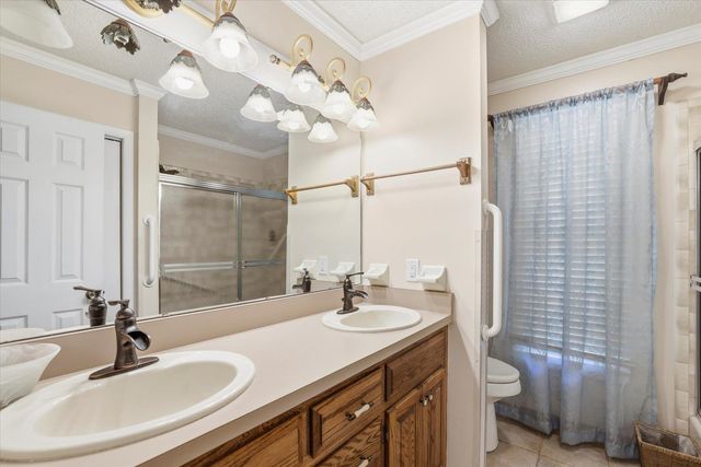 414 THARPE Circle, Quincy, FL 32351