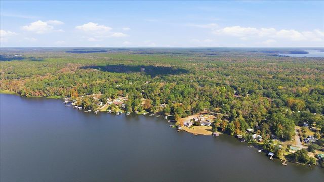 414 THARPE Circle, Quincy, FL 32351