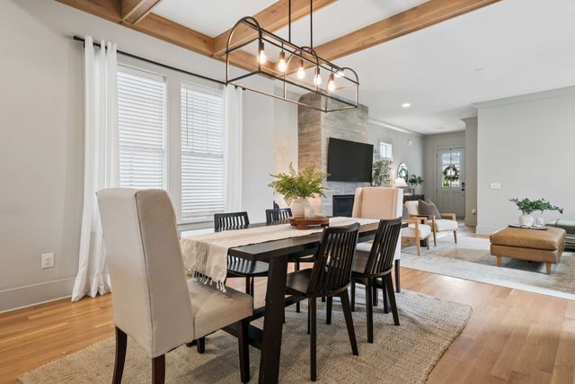 6368B Alamo Pl, Nashville, TN 37209