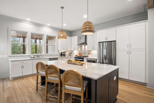 6368B Alamo Pl, Nashville, TN 37209