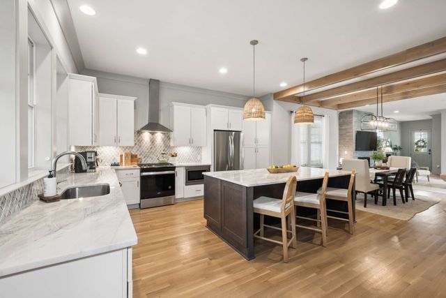 6368B Alamo Pl, Nashville, TN 37209