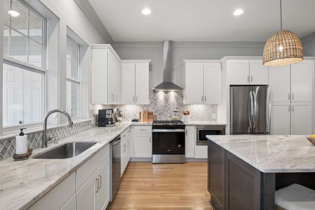 6368B Alamo Pl, Nashville, TN 37209