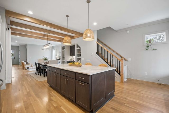 6368B Alamo Pl, Nashville, TN 37209