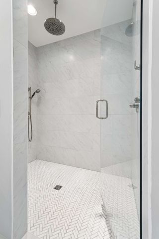 6368B Alamo Pl, Nashville, TN 37209