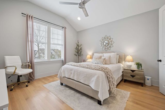 6368B Alamo Pl, Nashville, TN 37209