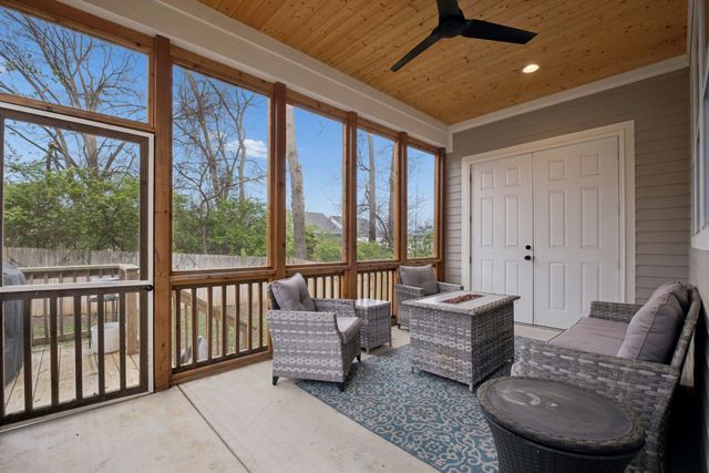 6368B Alamo Pl, Nashville, TN 37209