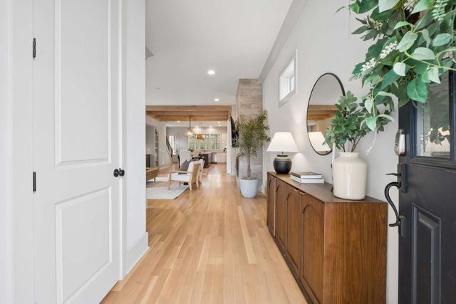 6368B Alamo Pl, Nashville, TN 37209