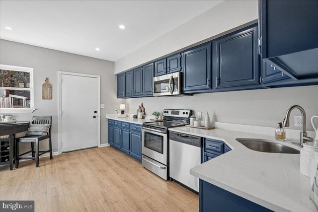 817 4TH ST NE, Washington, DC 20002