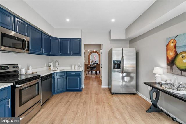 817 4TH ST NE, Washington, DC 20002