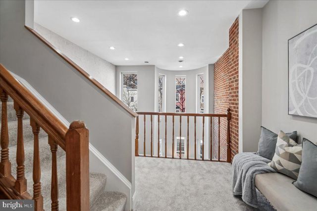 817 4TH ST NE, Washington, DC 20002