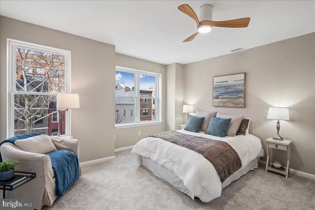 817 4TH ST NE, Washington, DC 20002