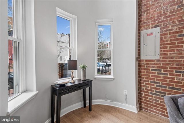 817 4TH ST NE, Washington, DC 20002