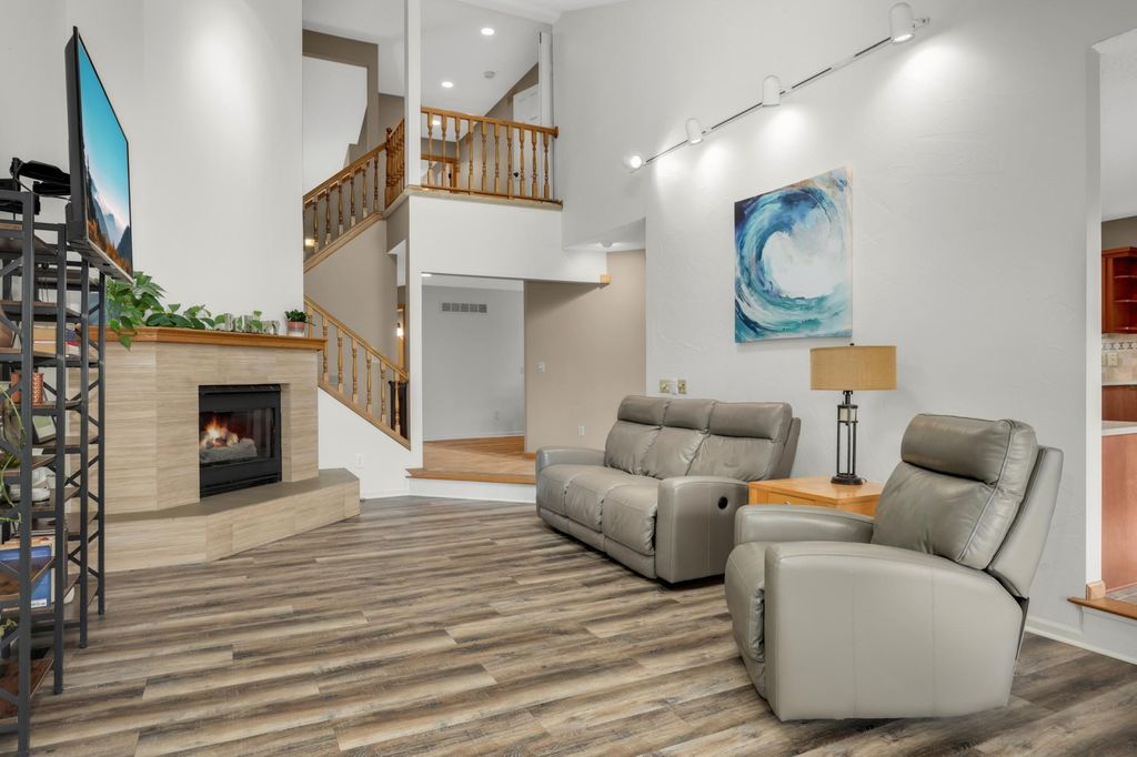 18062 Judicial Way N, Lakeville, MN 55044 — photo 5