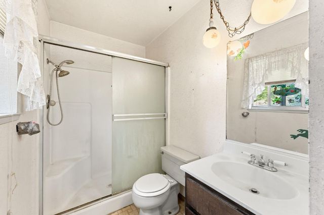 12101 Pye Ln, Auburn, CA 95602