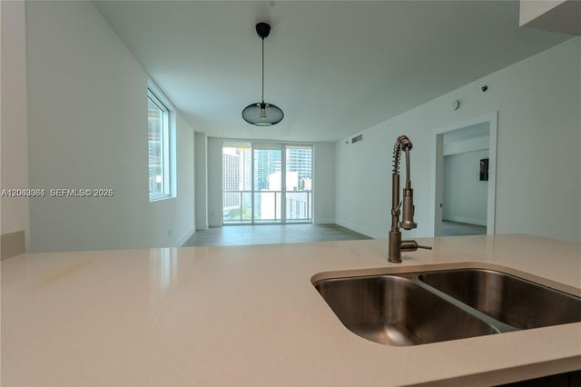500 Brickell Ave 1207, Miami, FL 33131