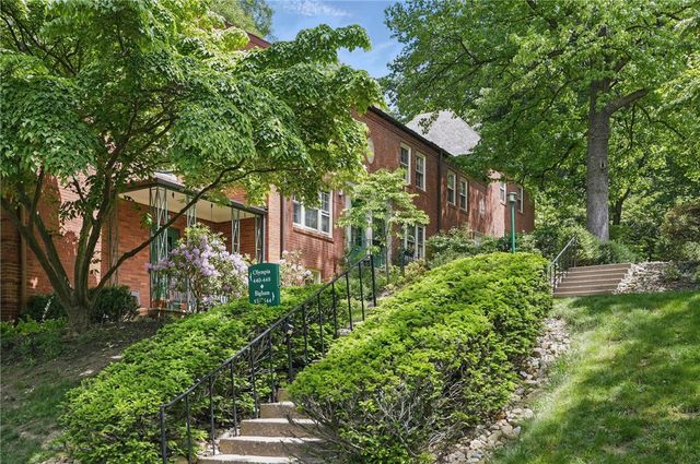 446 Olympia Road, Mt Washington, PA 15211