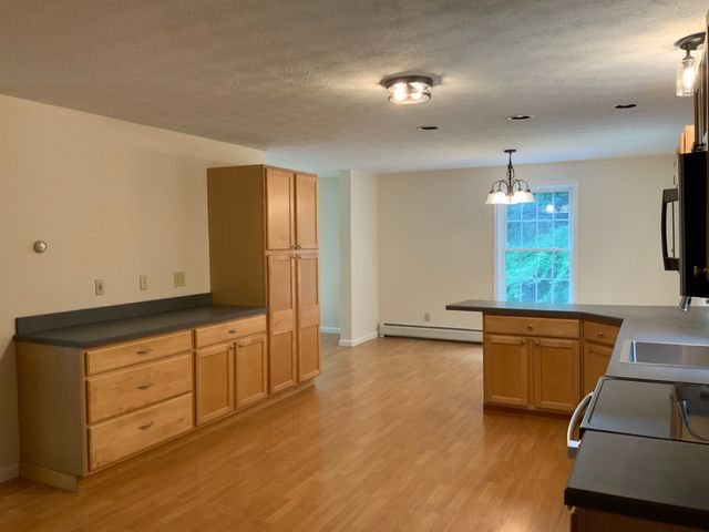 448 Bee Hole Road, Loudon, NH 03307