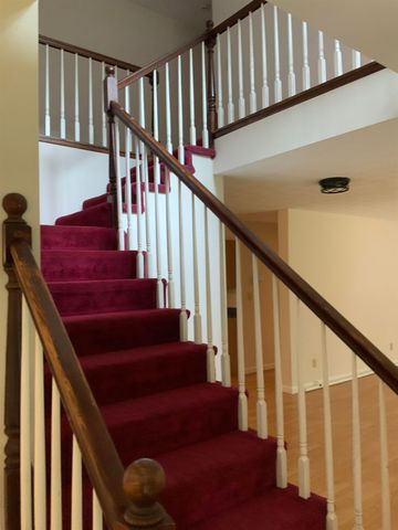 448 Bee Hole Road, Loudon, NH 03307