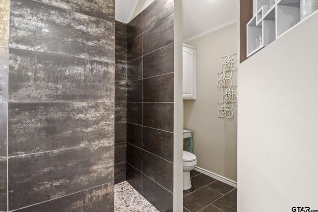 912 Fleming, Mt Pleasant, TX 75455