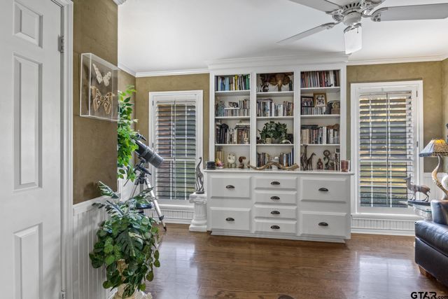 912 Fleming, Mt Pleasant, TX 75455