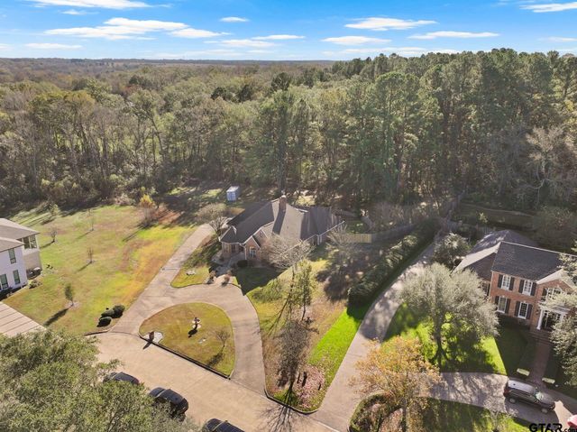 912 Fleming, Mt Pleasant, TX 75455