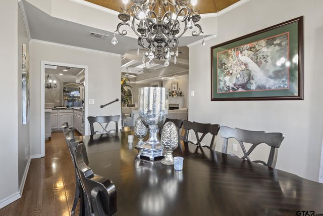 912 Fleming, Mt Pleasant, TX 75455