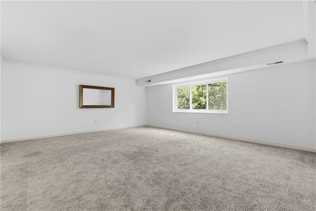 1500 COCHRAN ROAD 900, Scott Twp, PA 15243
