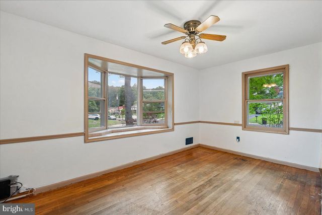 10909 FLEETWOOD DR, Beltsville, MD 20705