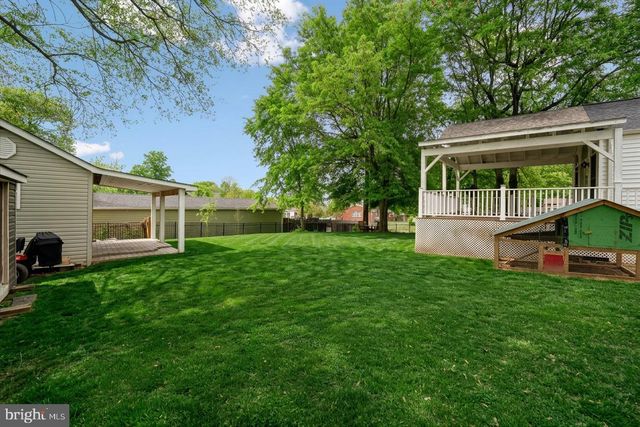 10909 FLEETWOOD DR, Beltsville, MD 20705