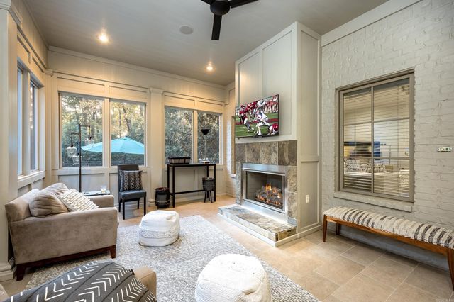 14 Sologne Circle, Little Rock, AR 72223