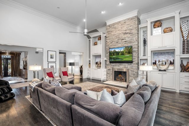 14 Sologne Circle, Little Rock, AR 72223