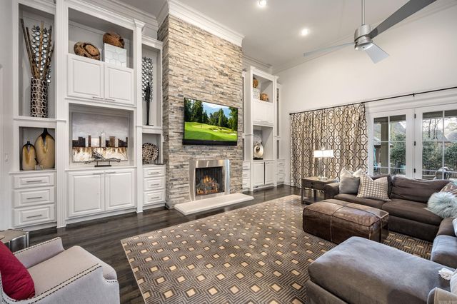 14 Sologne Circle, Little Rock, AR 72223