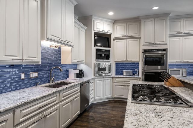 14 Sologne Circle, Little Rock, AR 72223