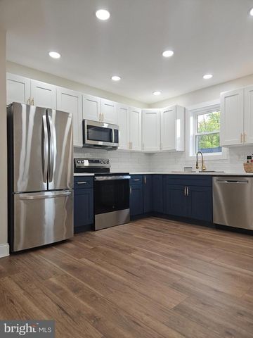 115 E 2ND ST, Moorestown, NJ 08057