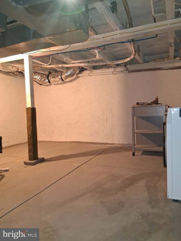 115 E 2ND ST, Moorestown, NJ 08057
