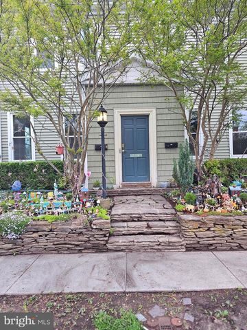 115 E 2ND ST, Moorestown, NJ 08057