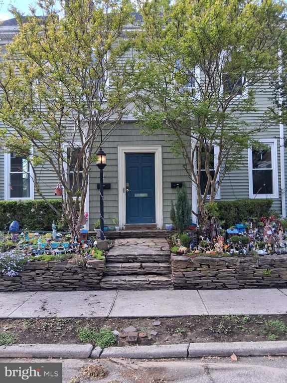 115 E 2ND ST, Moorestown, NJ 08057