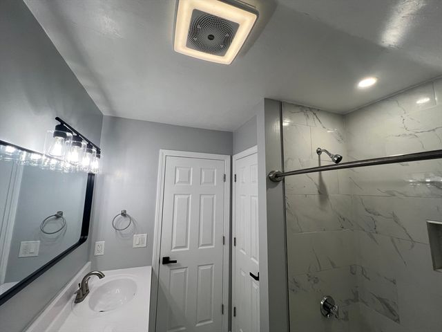 57 & 59 Pumpkin Lane, Charlton, MA 01507