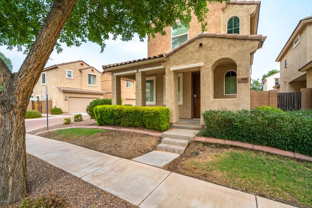 4060 E Vest Avenue, Gilbert, AZ 85295