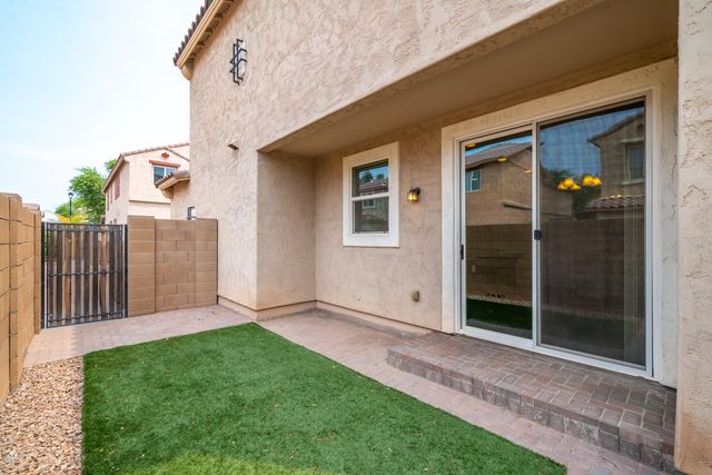 4060 E Vest Avenue, Gilbert, AZ 85295