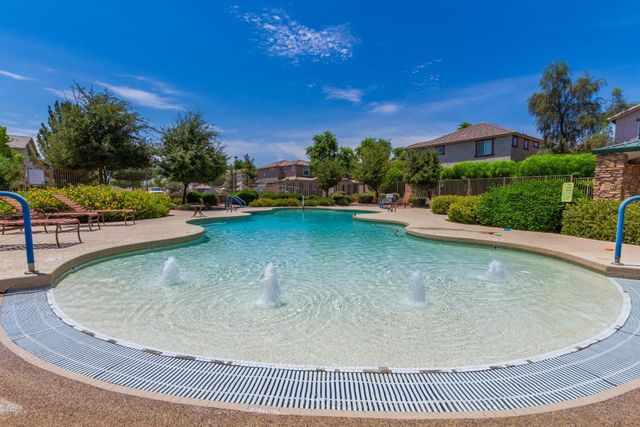 4060 E Vest Avenue, Gilbert, AZ 85295