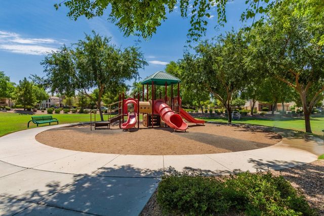 4060 E Vest Avenue, Gilbert, AZ 85295