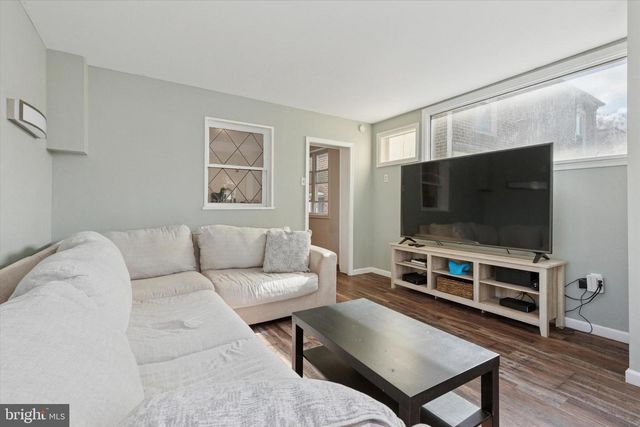 63 EDGEWOOD ST, Pottstown, PA 19464