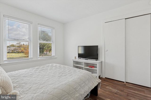 63 EDGEWOOD ST, Pottstown, PA 19464