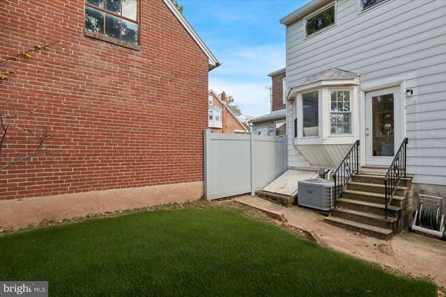 63 EDGEWOOD ST, Pottstown, PA 19464