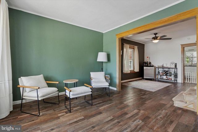 63 EDGEWOOD ST, Pottstown, PA 19464