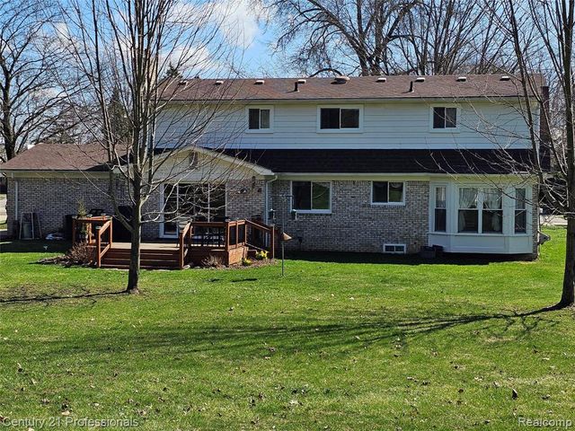 1508 Crooks Road, Rochester Hills, MI 48309