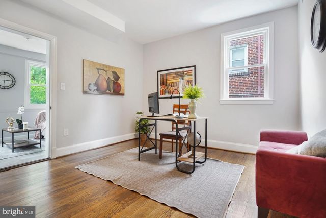 8209 FLOWER AVE, Takoma Park, MD 20912