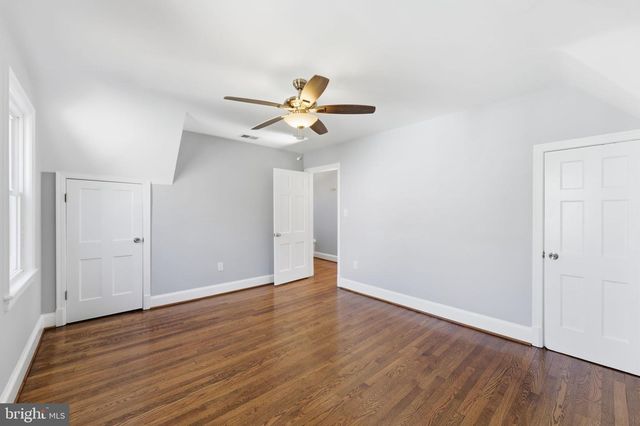 8209 FLOWER AVE, Takoma Park, MD 20912