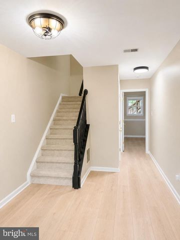 706 VANDERBILT TER SE, Leesburg, VA 20175